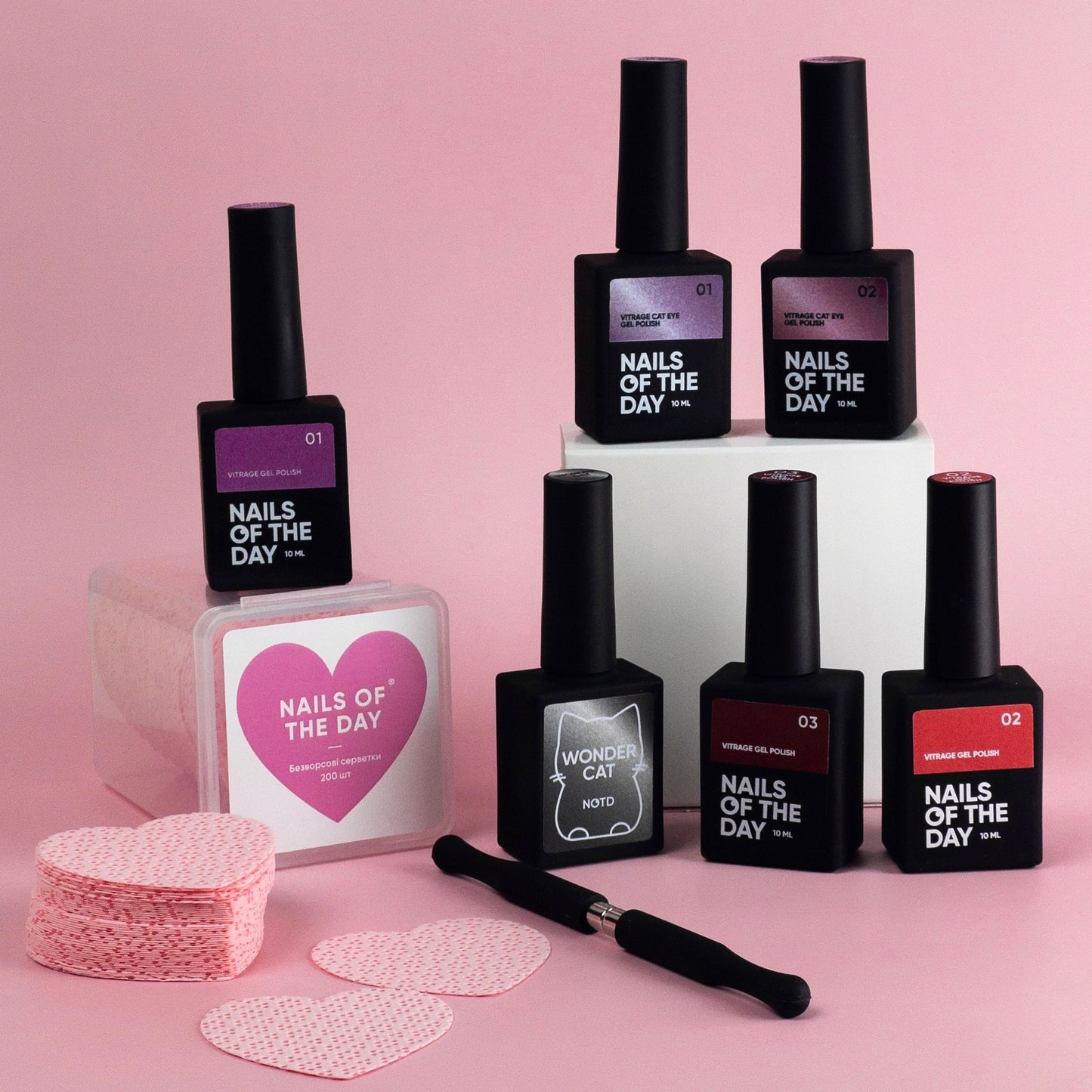 NAILSOFTHEDAY Vitrage cat eye 01 — stained pink cat eye gel polish, 10 ml