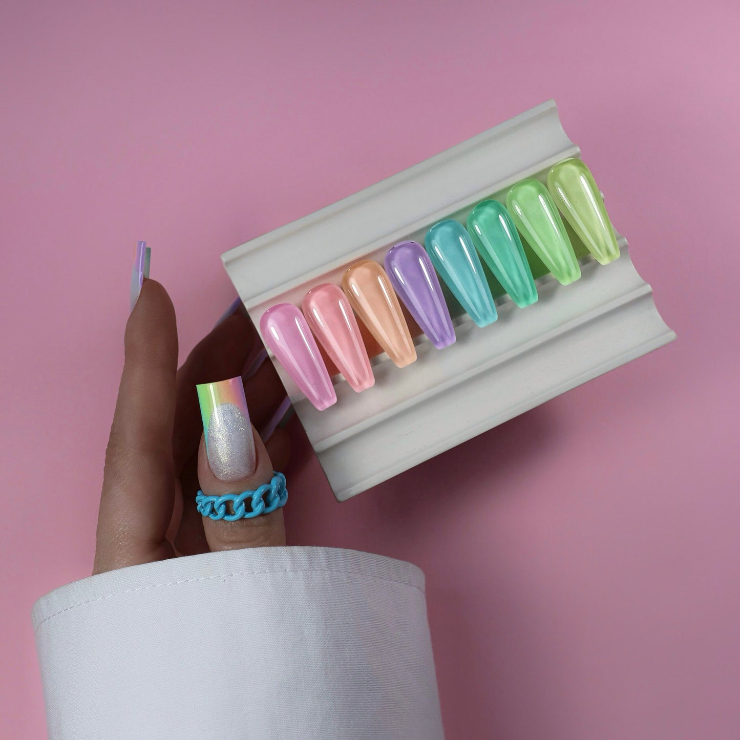 NAILSOFTHEDAY Let's special Peach Fuzz — verniz gel pêssego suave para cobertura de unhas numa só camada, 10 ml