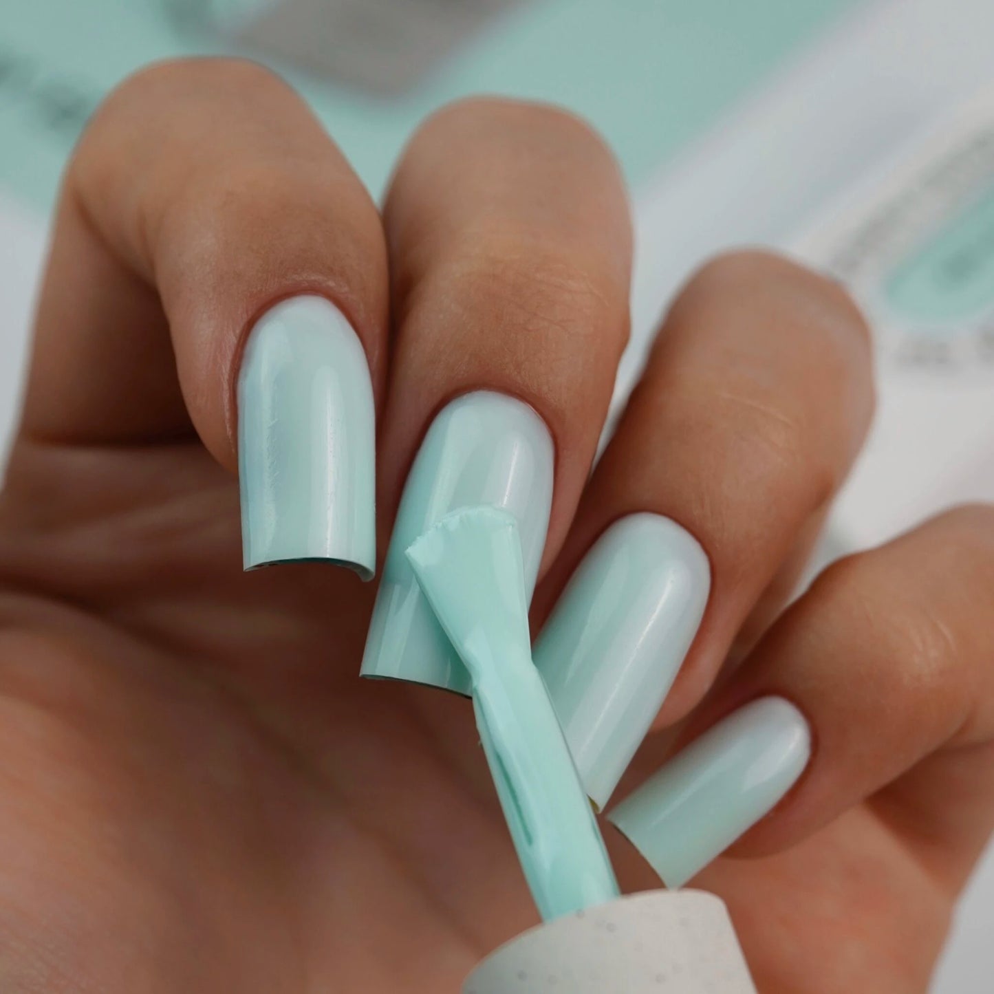 NAILSOFTHEDAY Color of the Month May 2025 – Effortless, A bleached, cool mint shade with one-coat coverage, 10 ml