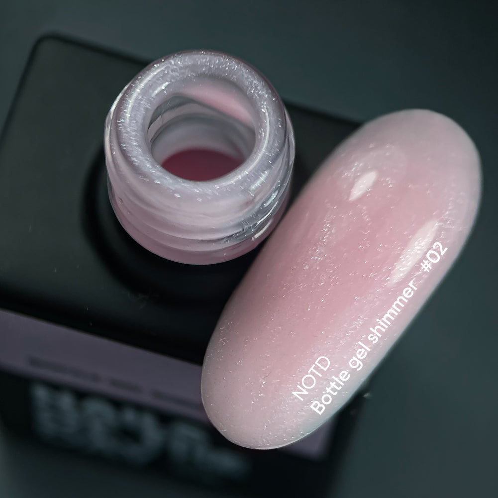 NAILSOFTHEDAY Bottle gel shimmer 02 – gel rosa lattiginoso super forte con riflessi argentati, 10 ml