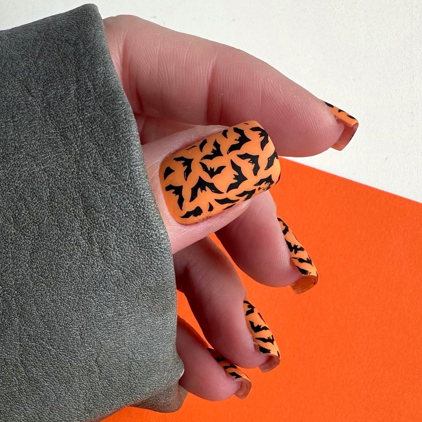 NAILSOFTHEDAY Let's special Pumpkin — гарбузовий гель–лак для нігтів, що перекриває в один шар, 10 мл