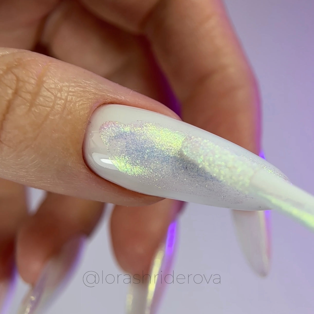 Liquid powder 01 — рідка втирка з переливом від зеленого до фіолетового для нігтів, 5 г
