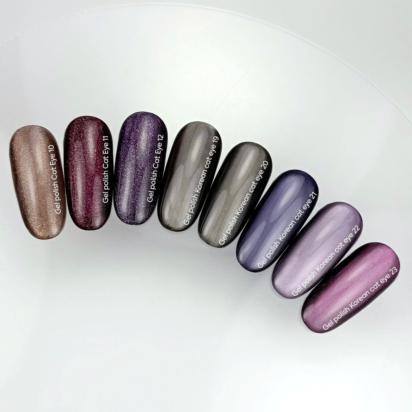 NAILSOFTHEDAY Korean Cat Eye 23 — esmalte efecto ojo de gato en tono rosa-violeta. 6 ml.