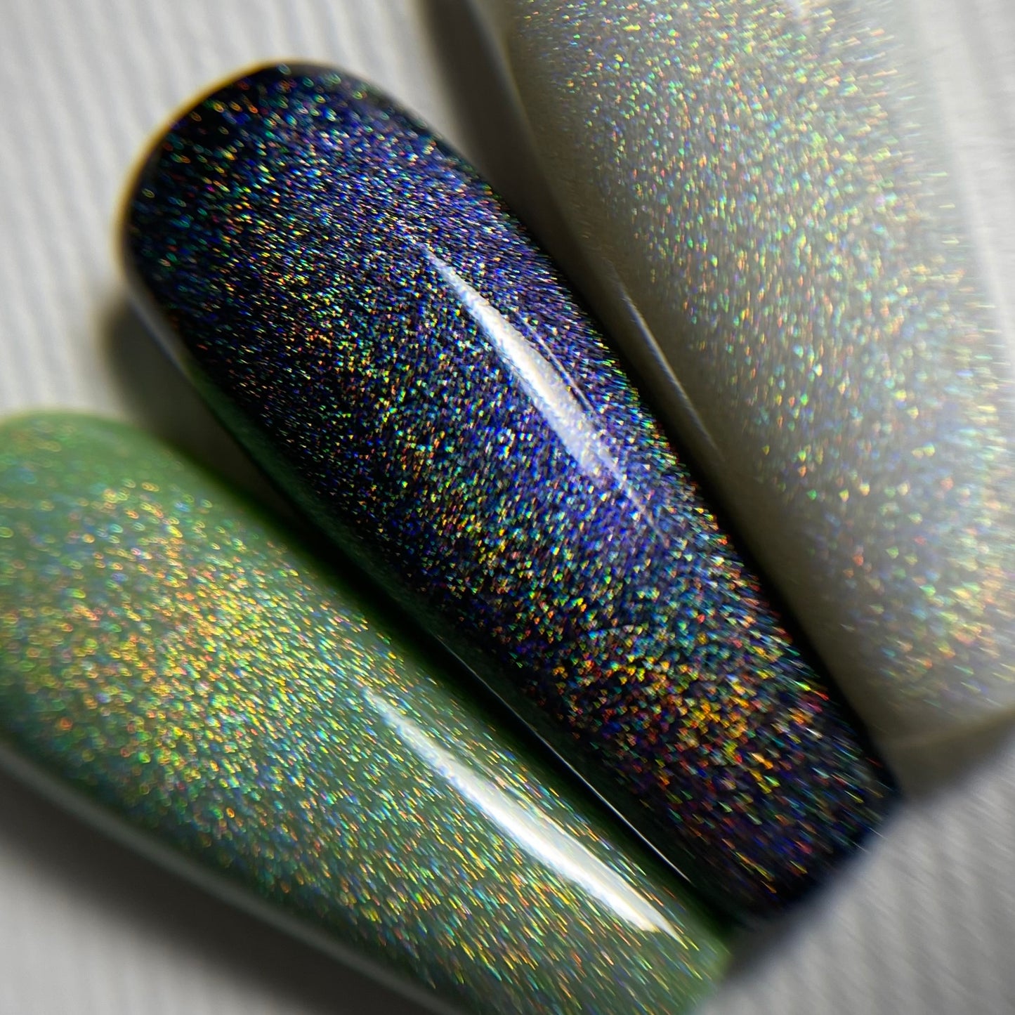 NAILSOFTHENIGHT Holographic Top Cat eye — top olografico con effetto cat eye per unghie senza strato appiccicoso, 10 ml