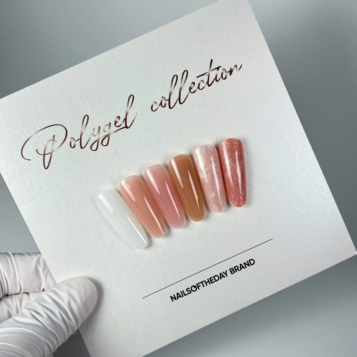 NAILSOFTHEDAY Polygel Shimmer 07 — polígel en tono champán con shimmer fino y intenso, 30 g