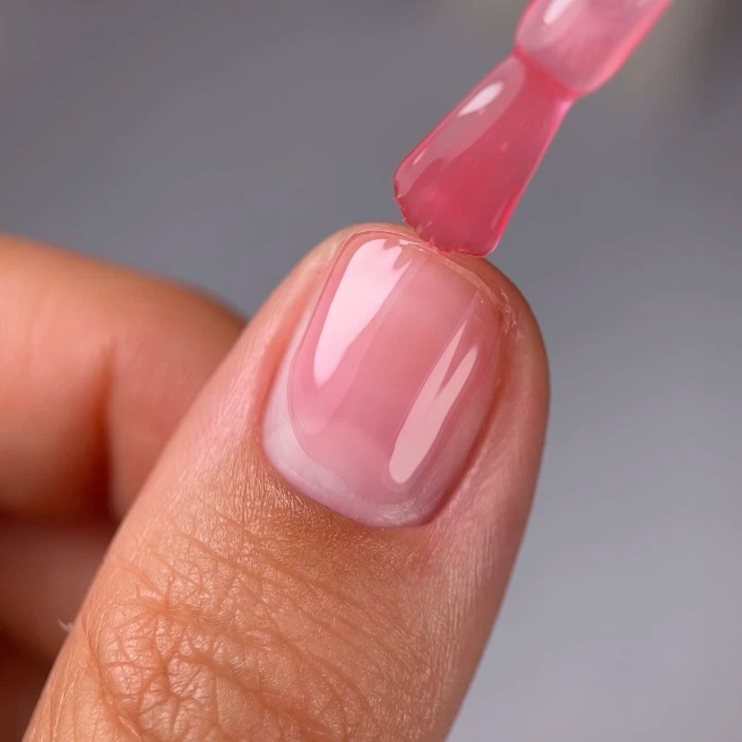 NAILSOFTHEDAY Cover Base 46 Light Pigment – base rosa cipria semitrasparente con pigmentazione leggera per unghie, 10 ml