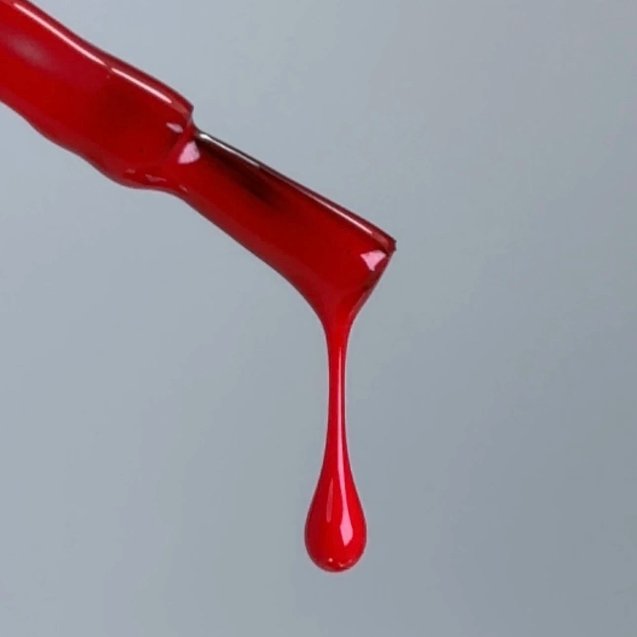 NAILSOFTHEDAY Color Top 06 — classic, rich red top coat without a sticky layer for nails, 10 ml.