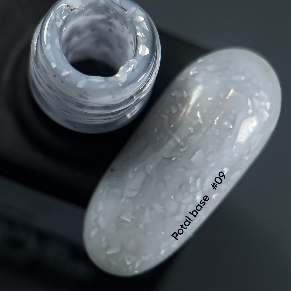 NAILSOFTHEDAY Potal base 09 - base latte-argento con potale argento, 10 ml