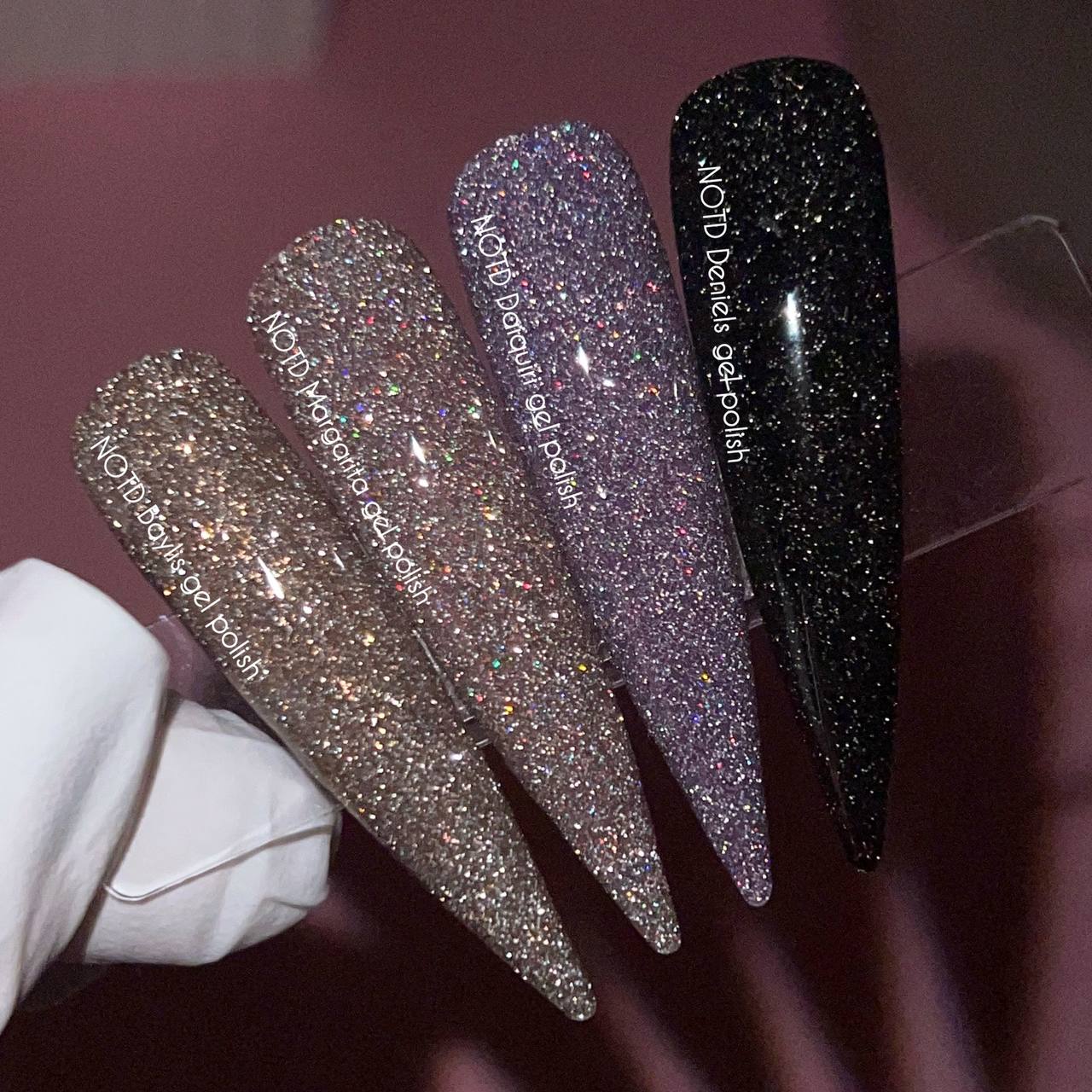 NAILSOFTHENIGHT Deniels esmalte em gel - esmalte em gel preto pigmentado com brilho prateado reflexivo, 10 ml