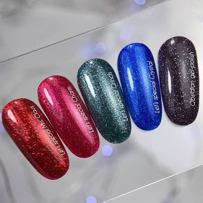 NAILSOFTHENIGHT Obsidian Gel Polish — un esmalte de color grafito-púrpura reflectante, 10 ml.