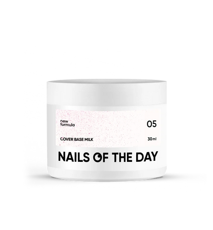 Nailsoftheday Cover Base NEW Formula Milk 05 — base camufladora lechosa y semitransparente con brillo rosado que intensifica el tono y lo hace más cálido, 30 ml