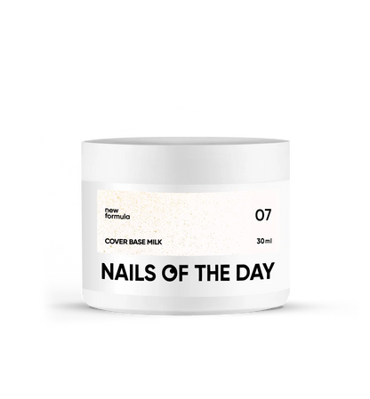 Nailsoftheday Cover Base NEW Formula Milk 07 — base camufladora lechosa y semitransparente con brillo dorado que aporta un reflejo cálido y dorado, 30 ml