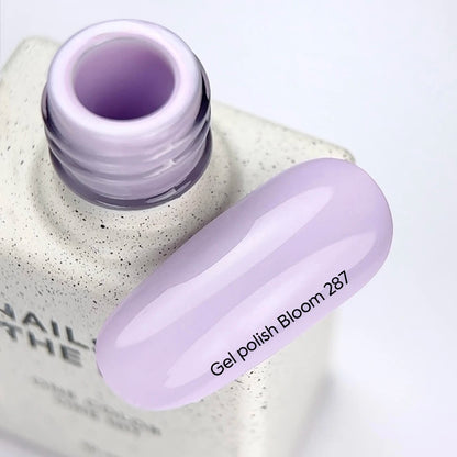 NAILSOFTHEDAY Gel polish Bloom 287 — delicado tono lila con cobertura total en una sola capa, 10 ml.