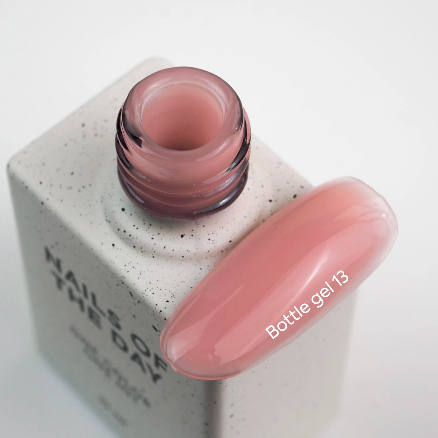 NAILSOFTHEDAY Bottle gel 13 — надміцний гель для нігтів, 10 мл