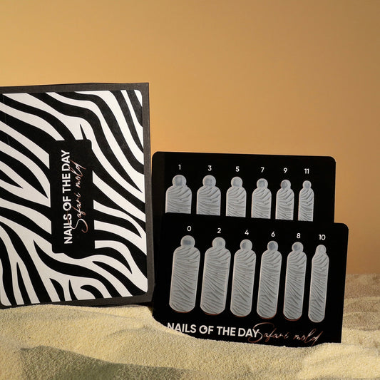 NAILSOFTHEDAY Wild Safari Zebra, formato silicone; 12 unidades/caixa — moldes de silicone para formas superiores/zebra (Tipo 14), 12 unidades em caixa de marca.