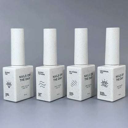 NAILSOFTHEDAY Universal Top — glänzender No-Wipe-Topcoat mit minimalem UV-Filter-Anteil, 10 ml