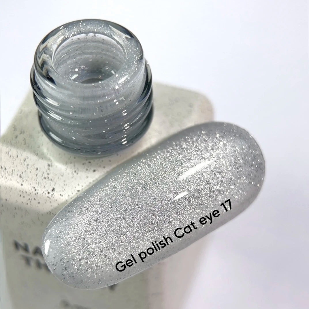 NAILSOFTHEDAY Gel Polish Cat Eye 17 — vernis semi-permanent effet œil-de-chat argenté sur base laiteuse, 6 ml