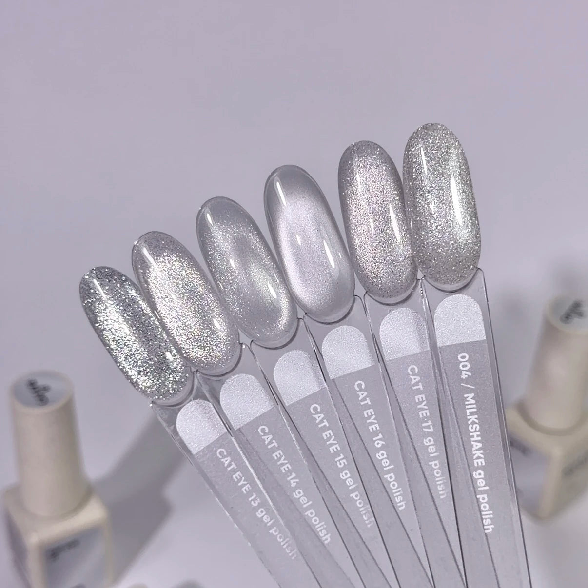 NAILSOFTHEDAY Gel Polish Cat Eye 13 — vernis semi-permanent effet œil-de-chat argenté sur base transparente, 6 ml №3
