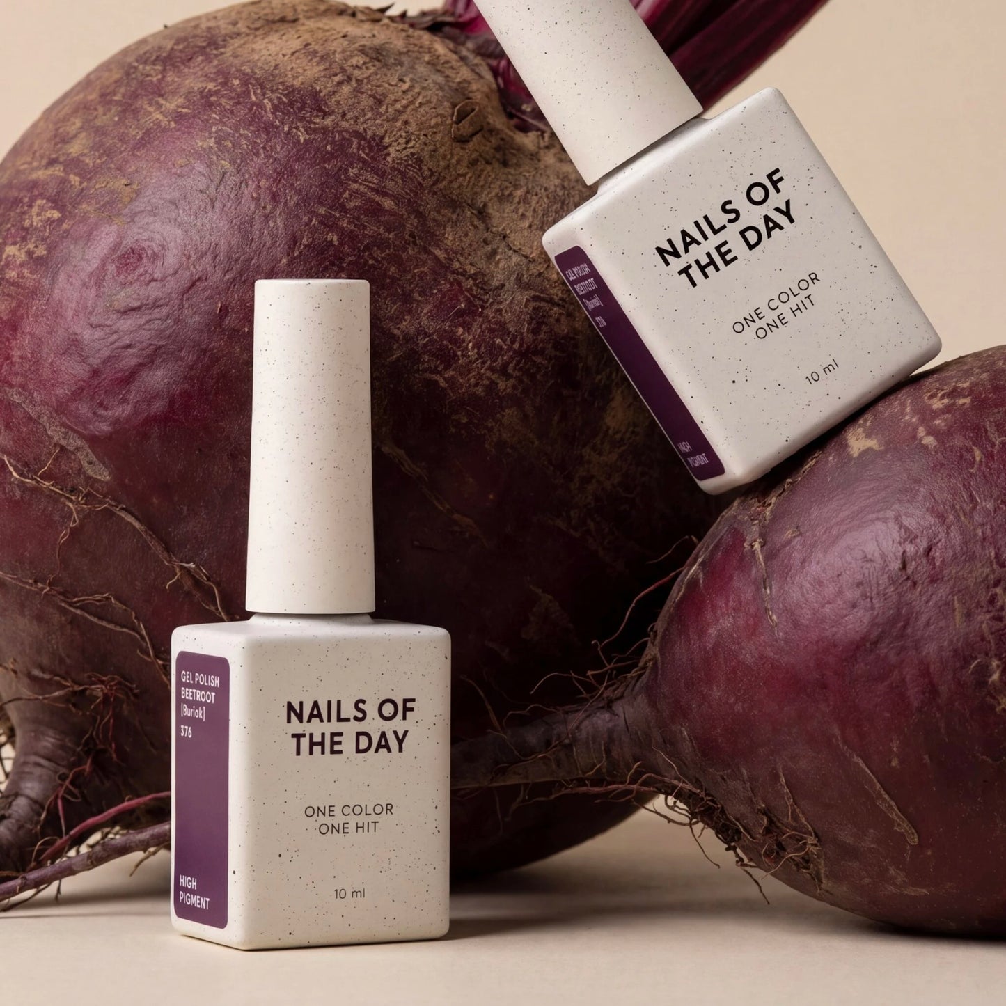 NAILSOFTHEDAY Gel Polish Beetroot [Buriak] 376 – Rote-Bete-Violetter Gel-Nagellack mit Deckkraft in nur einer Schicht, 10 ml