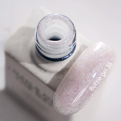 NAILSOFTHEDAY Bottle Gel 38 – gel ultraresistente rosado lechoso con efecto reflectante para el refuerzo de uñas, 10 ml