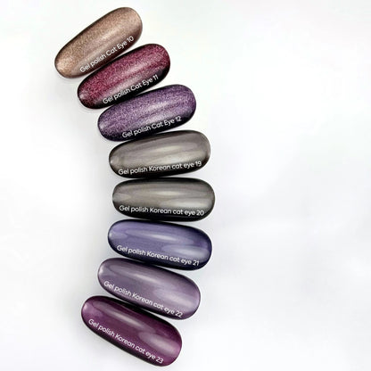 NAILSOFTHEDAY Gel Polish Cat Eye 11 — a deep raspberry cat eye gel polish with full coverage in one layer. 6 ml.