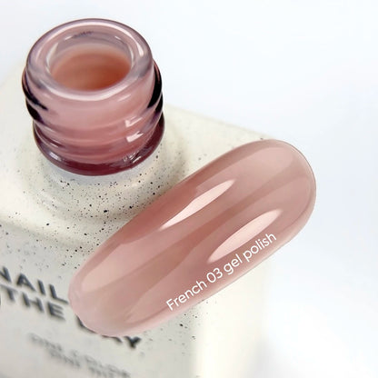 NAILSOFTHEDAY Gel Polish French 03 — esmalte semipermanente nude con nivel reducido de pigmentación, 10 ml