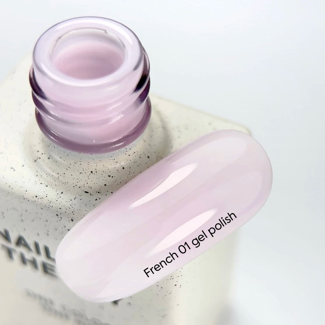 NAILSOFTHEDAY Gel Polish French 01 — esmalte semipermanente rosa nude con nivel reducido de pigmentación, 10 ml