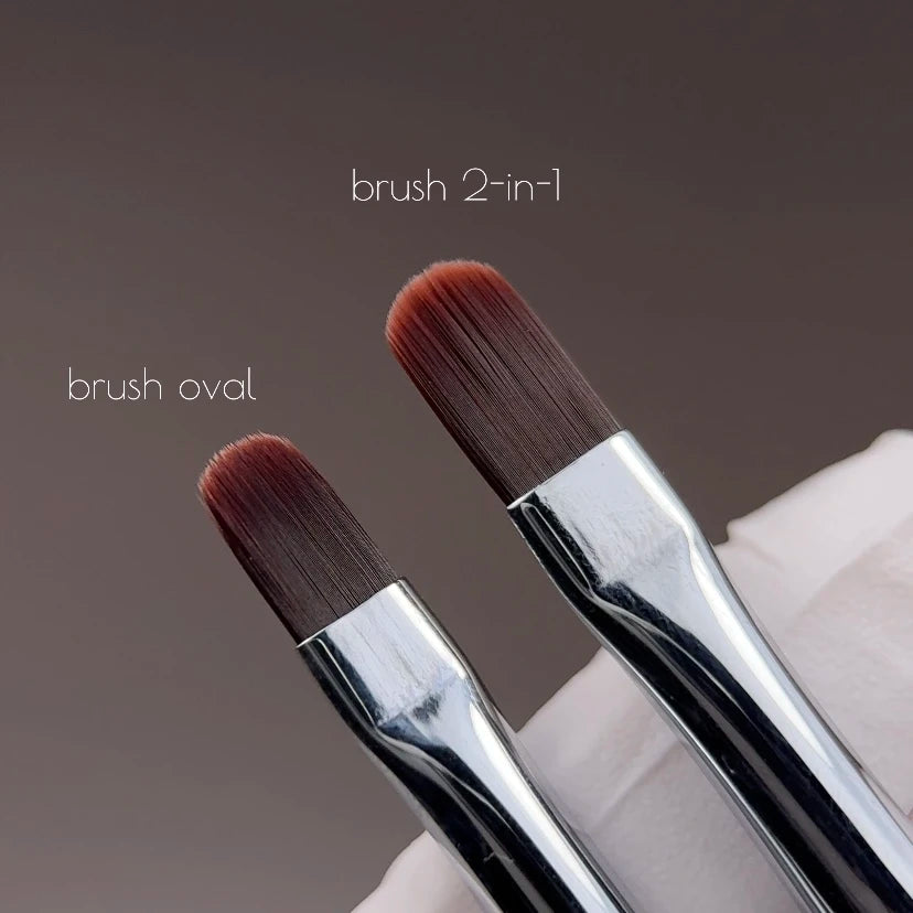 NAILSOFTHEDAY Professional Brush Oval — a professional metal nail brush with cap, designed for gel application, flat oval shape, 9 mm.