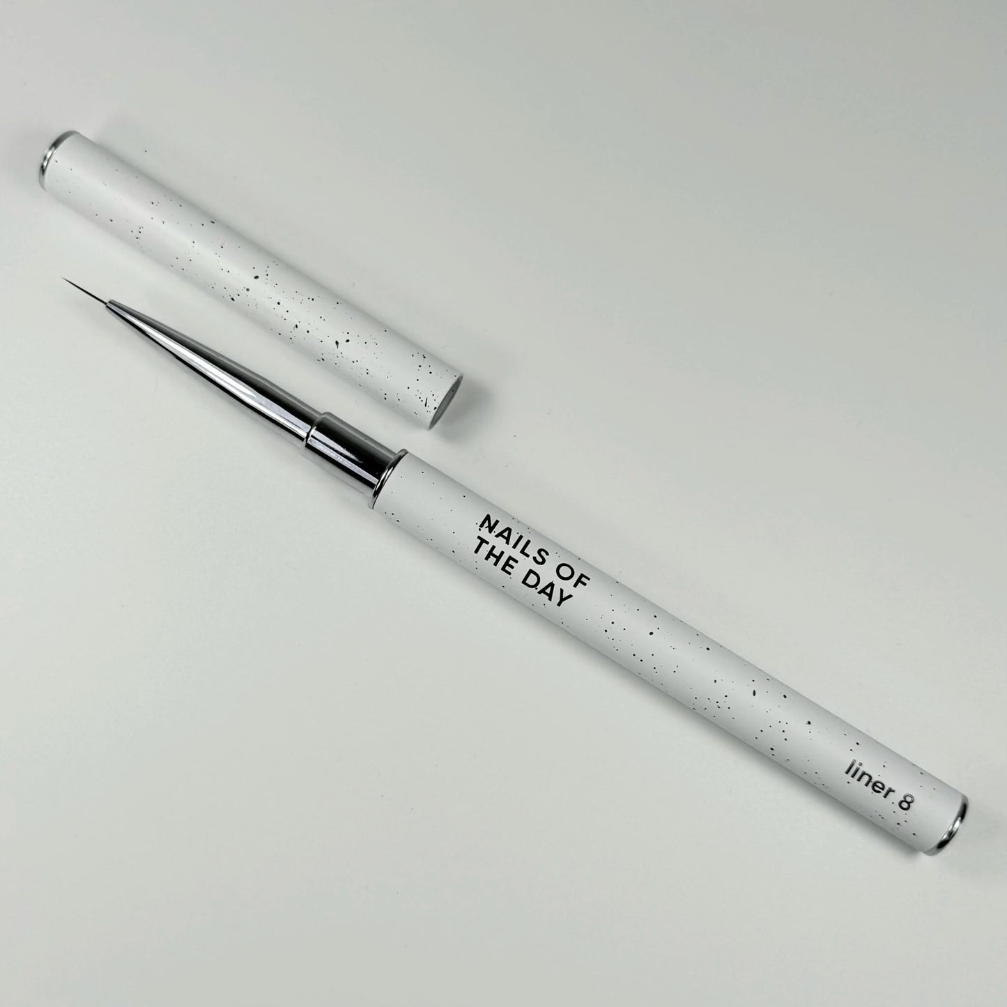 NAILSOFTHEDAY Professional Brush Liner — a professional metal nail brush with cap, designed for fine detailing and line work, liner 8 mm.