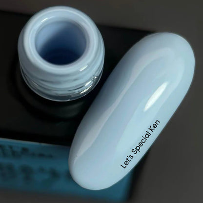 NAILSOFTHEDAY Let's Special Ken — un vernis à ongles gel spécial bleu ciel qui se chevauche en une seule couche, 10 ml